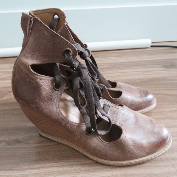 ANTHROPOLOGIE SCHULER & SONS PHILADELPHIA Soft Brown Leather Wedge Lace Up Shoes - Picture 2 of 13